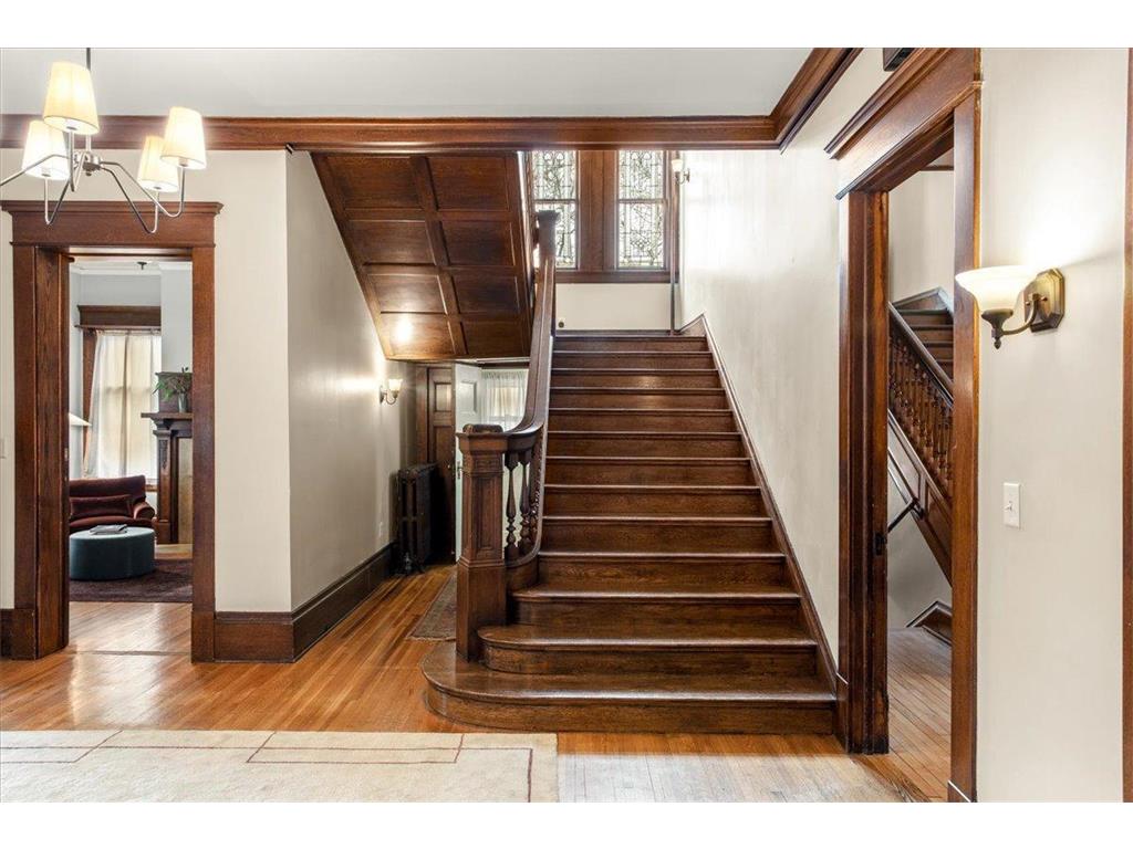 341 Dayton Avenue Saint Paul MN 55102 7037040 image22
