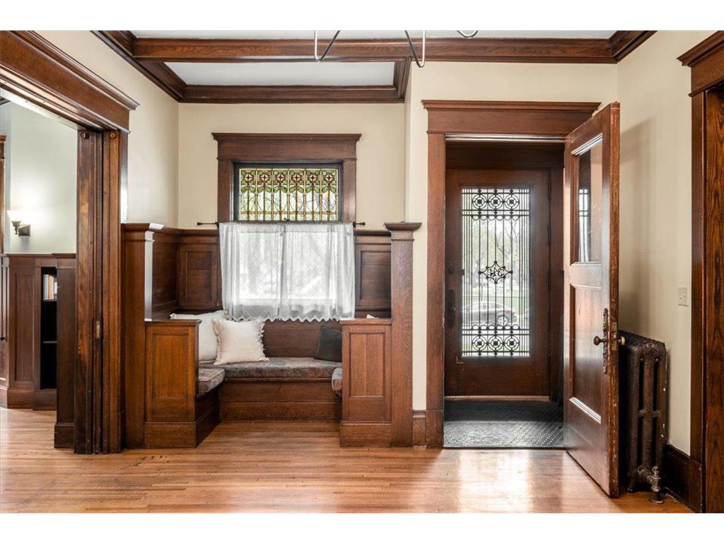 341 Dayton Avenue Saint Paul MN 55102 7037040 image24