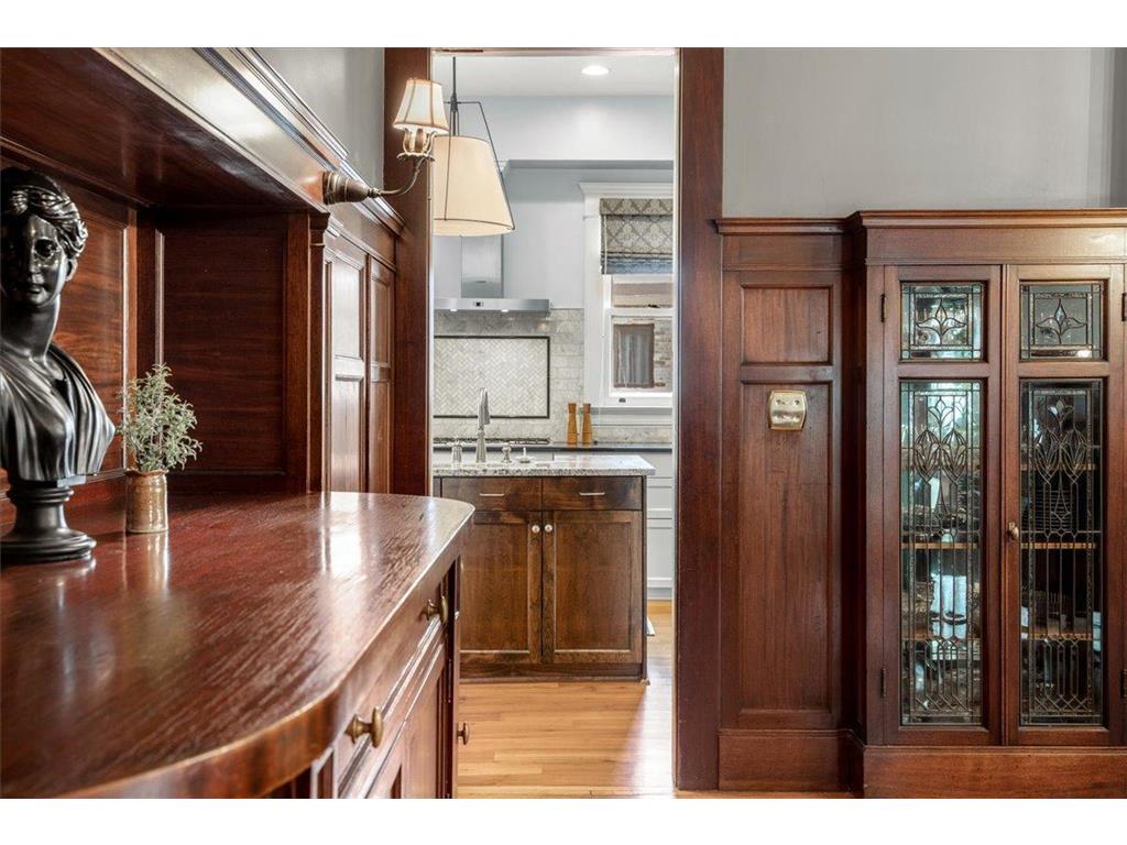 341 Dayton Avenue Saint Paul MN 55102 7037040 image28