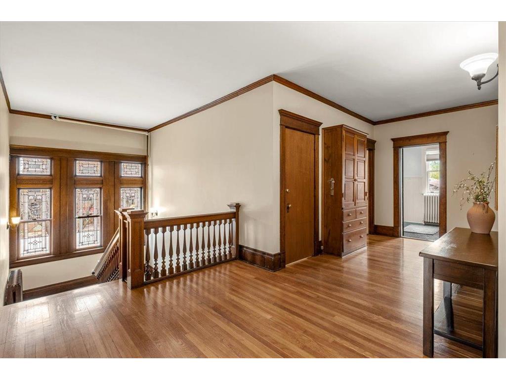 341 Dayton Avenue Saint Paul MN 55102 7037040 image38