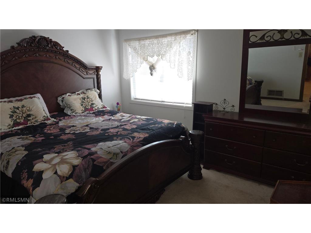 341 Winifred Street E Saint Paul MN 55107 7107182 image16
