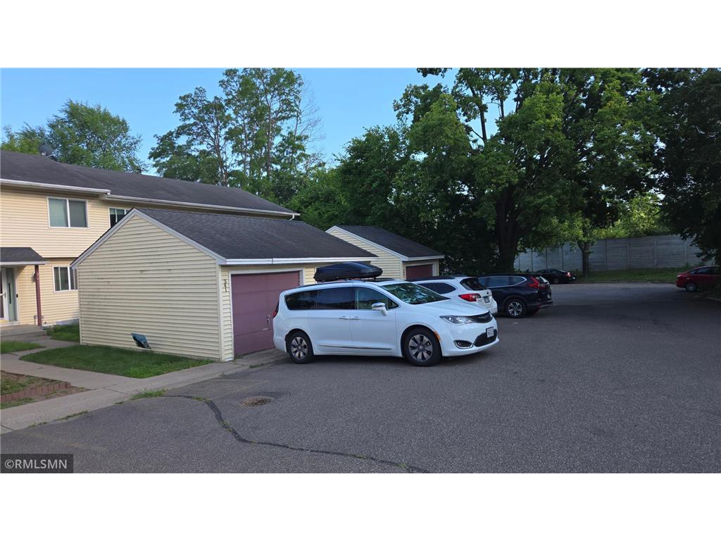 341 Winifred Street E Saint Paul MN 55107 7107182 image18