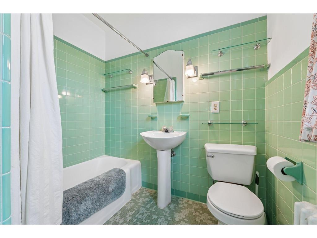 3412 Humboldt Avenue S Minneapolis MN 55408 7106694 image39