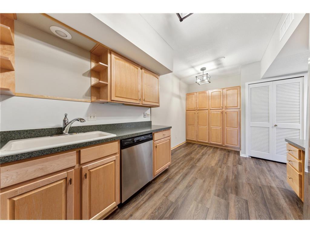 3412 Oak Ridge Road #108 Minnetonka MN 55305 6774499 image6