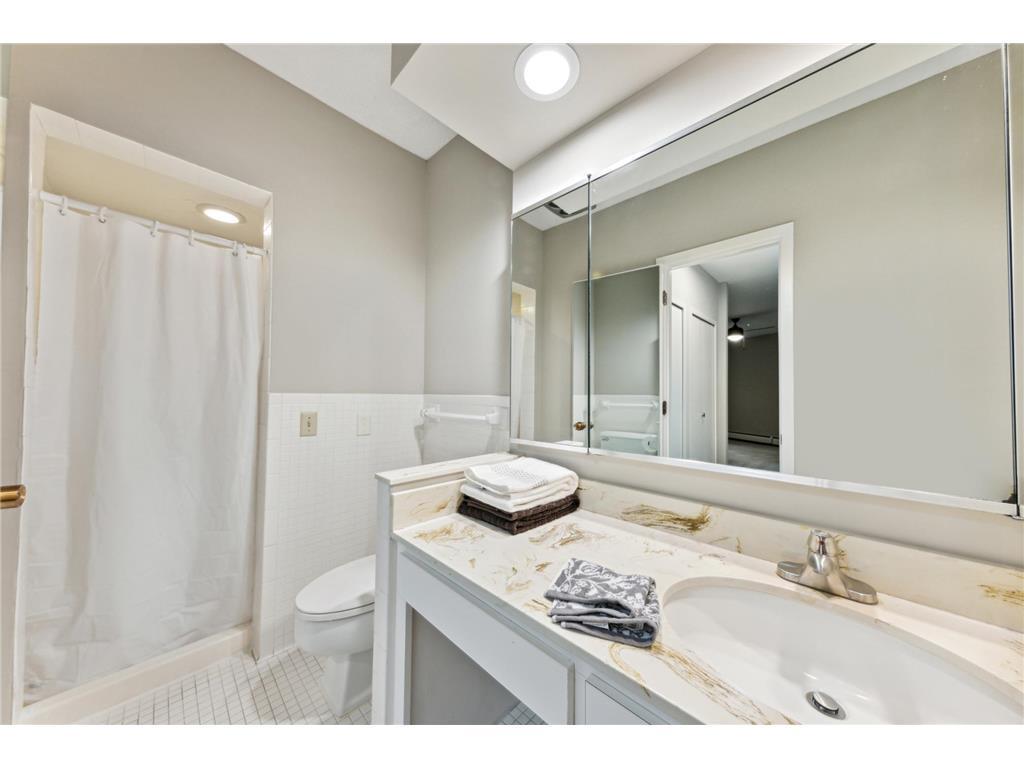 3412 Oak Ridge Road #108 Minnetonka MN 55305 6774499 image7