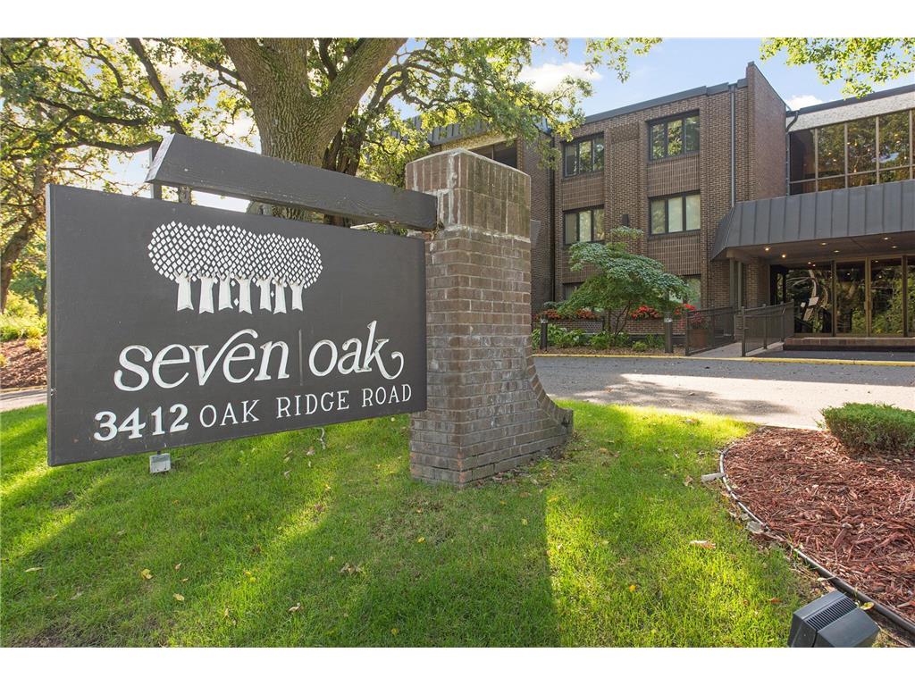 3412 Oak Ridge Road #211 Minnetonka MN 55305 7049917 image1