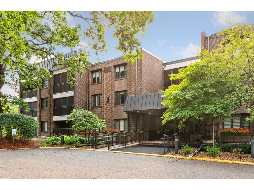 3412 Oak Ridge Road #211 Minnetonka MN 55305 7049917 image2