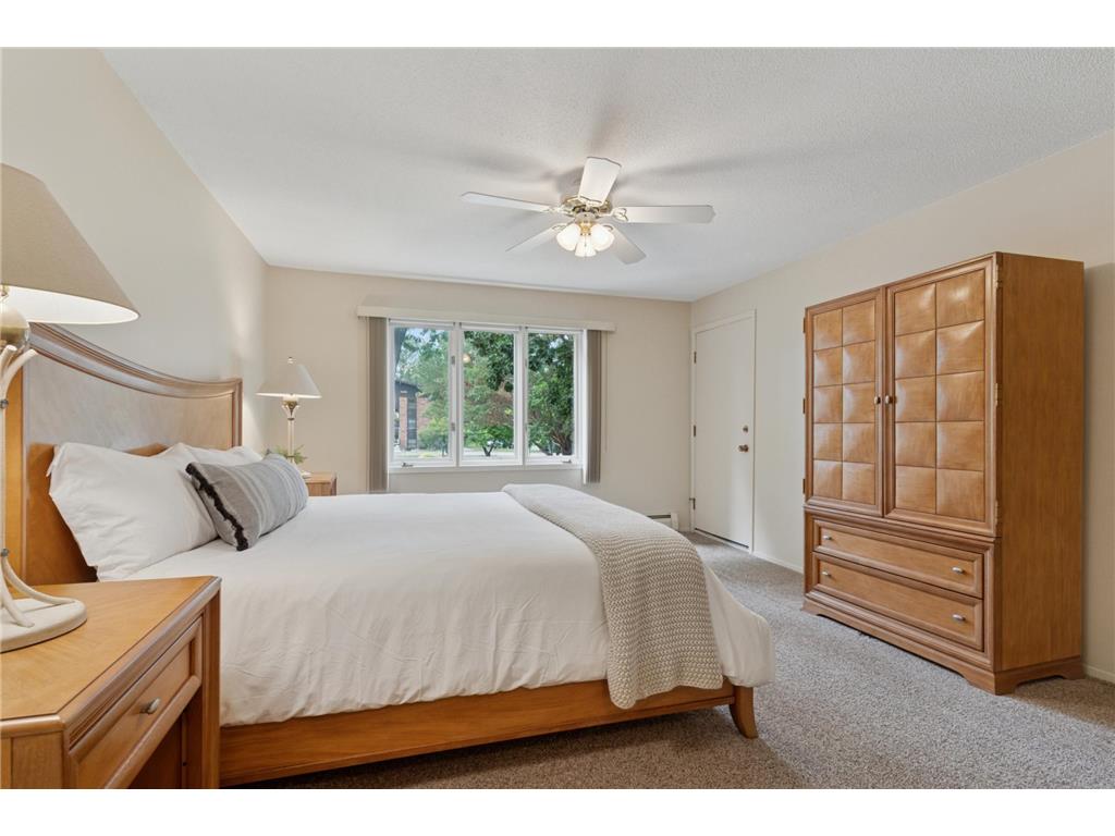3412 Oak Ridge Road #211 Minnetonka MN 55305 7049917 image24