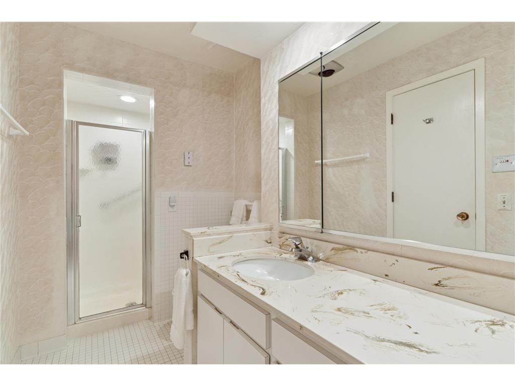 3412 Oak Ridge Road #211 Minnetonka MN 55305 7049917 image26
