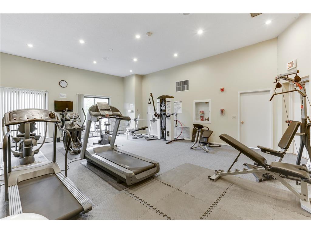 3412 Oak Ridge Road #211 Minnetonka MN 55305 7049917 image37