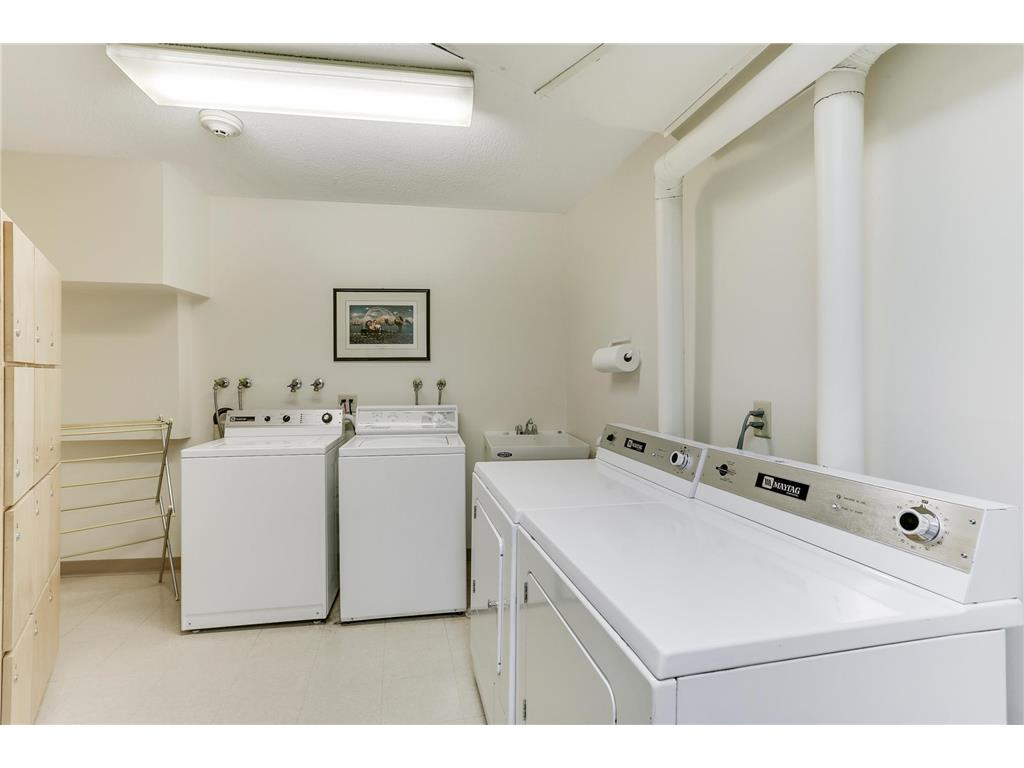 3412 Oak Ridge Road #211 Minnetonka MN 55305 7049917 image38