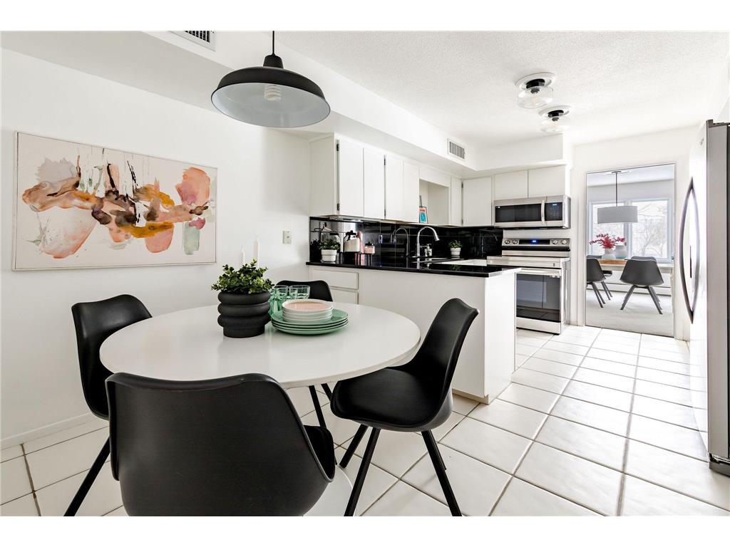 3412 Oak Ridge Road #215 Minnetonka MN 55305 6339348 image1