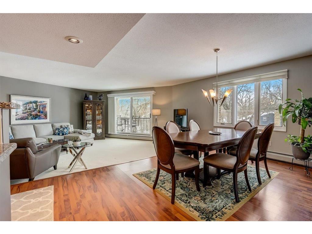 3412 Oak Ridge Road #302 Minnetonka MN 55305 6330158 image1