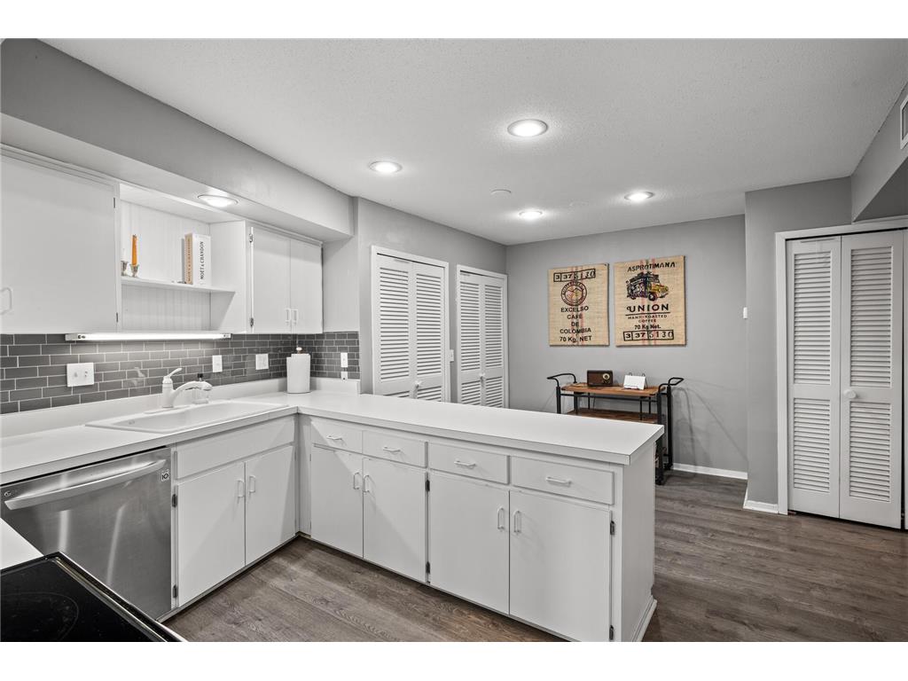 3412 Oak Ridge Road #309 Minnetonka MN 55305 6655401 image12