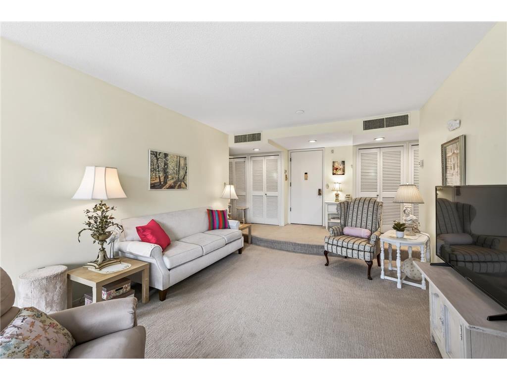 3412 Oak Ridge Road #317 Minnetonka MN 55305 7044699 image2