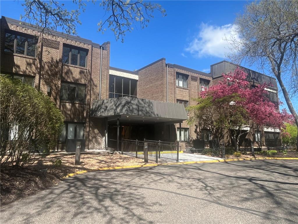 3412 Oak Ridge Road #317 Minnetonka MN 55305 7044699 image25