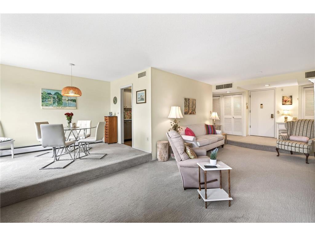 3412 Oak Ridge Road #317 Minnetonka MN 55305 7044699 image3
