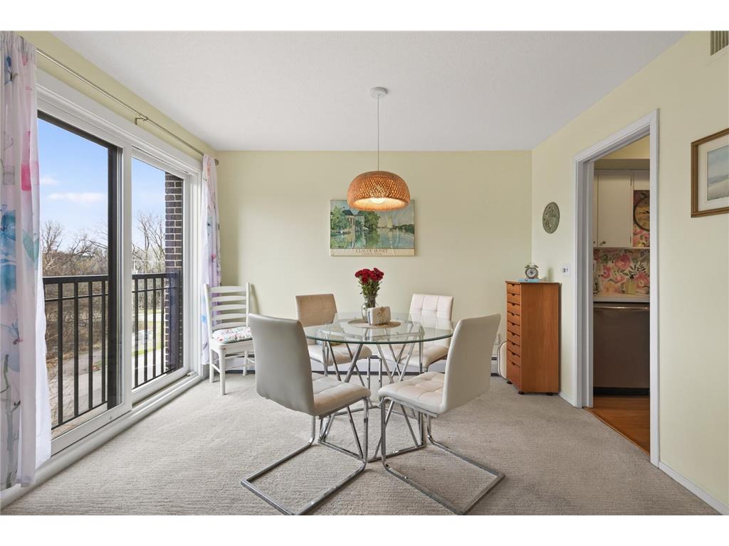 3412 Oak Ridge Road #317 Minnetonka MN 55305 7044699 image5