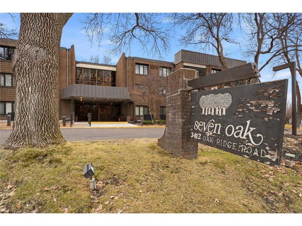 3412 Oak Ridge Road #319 Minnetonka MN 55305 7044132 image1