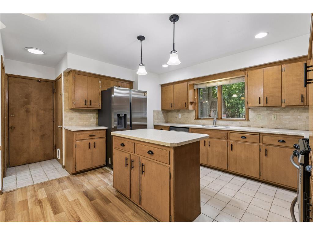 3413 Ensign Avenue N New Hope MN 55427 7082677 image12