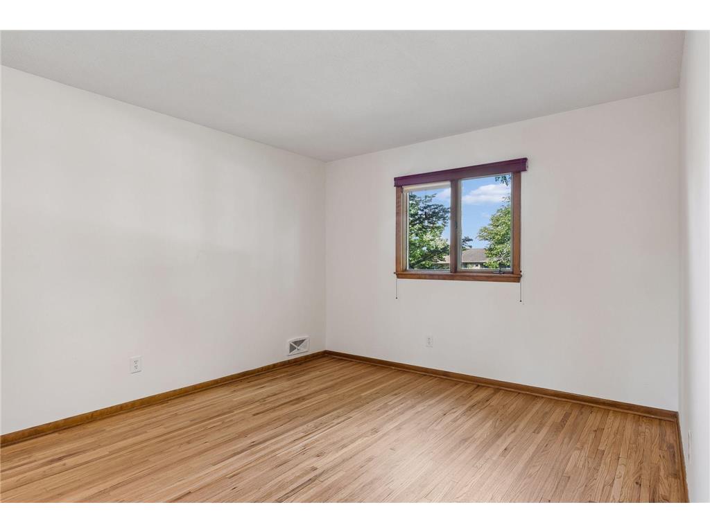3413 Ensign Avenue N New Hope MN 55427 7082677 image20