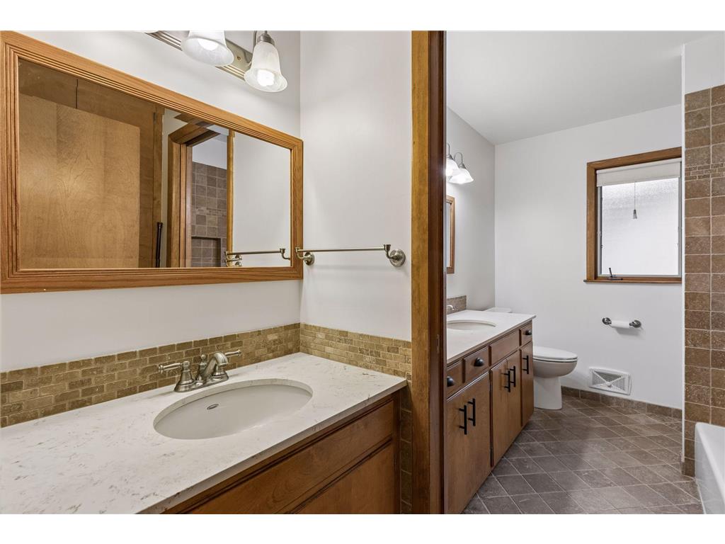 3413 Ensign Avenue N New Hope MN 55427 7082677 image24