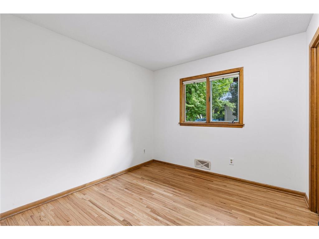 3413 Ensign Avenue N New Hope MN 55427 7082677 image27