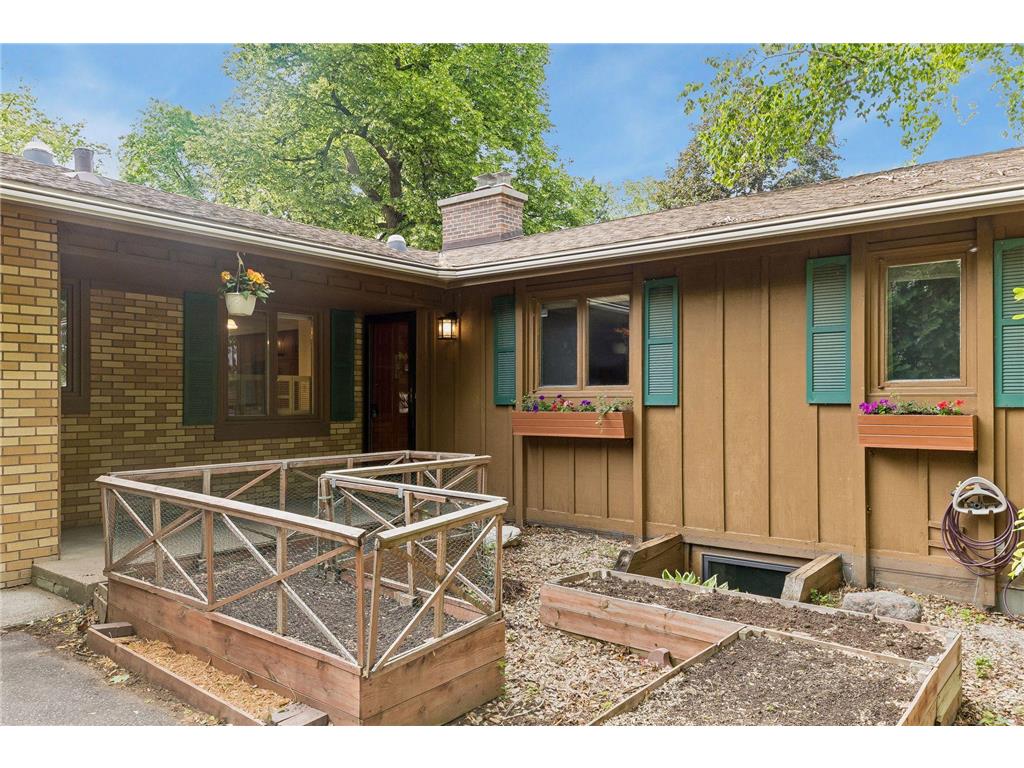 3413 Ensign Avenue N New Hope MN 55427 7082677 image3