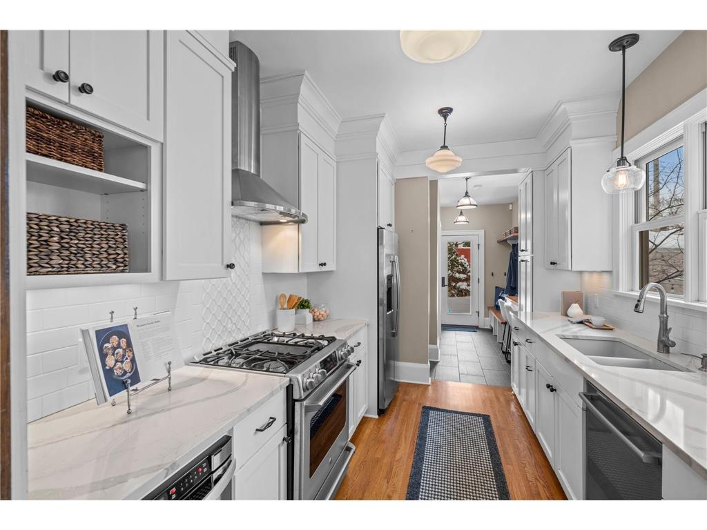 3416 Holmes Avenue S Minneapolis MN 55408 6818726 image32