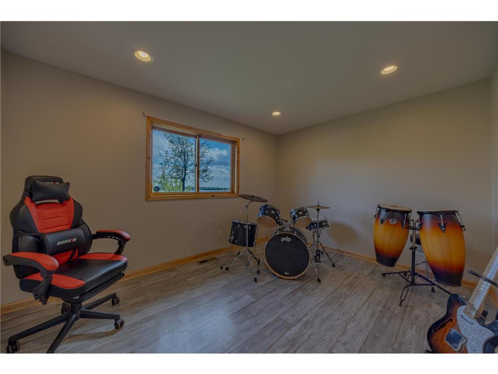 3417 N Games Lake Avenue New London MN 56273 - Games 7080828 image32