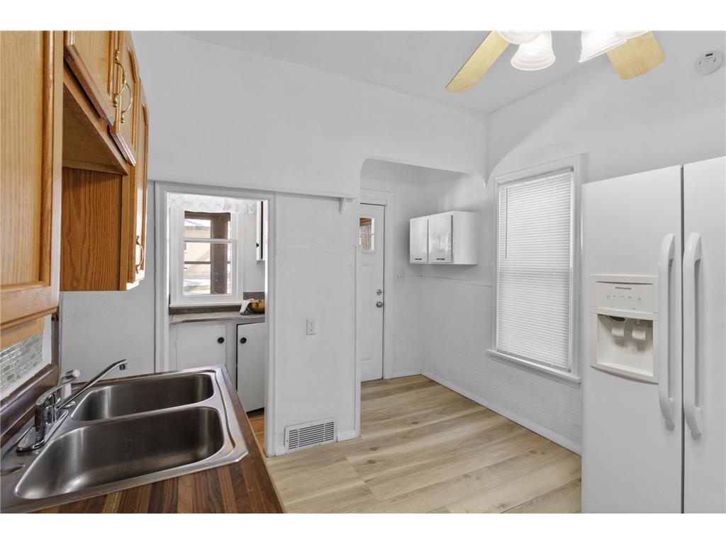 3418 James Avenue N Minneapolis MN 55412 7025075 image9