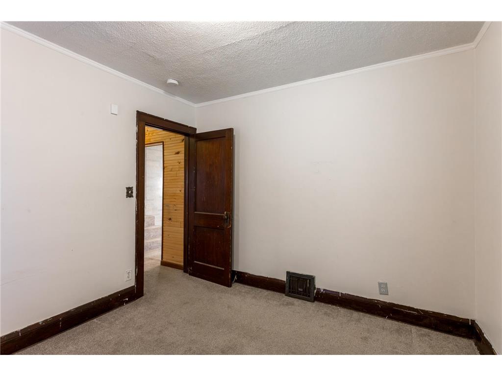 3418 Logan Avenue N Minneapolis MN 55412 6691165 image25