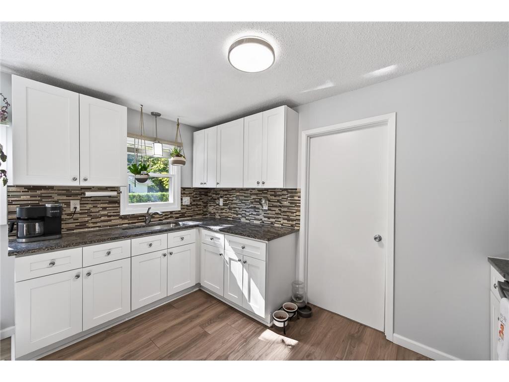 342 Cedar Road East Bethel MN 55092 - Coon 7080186 image9