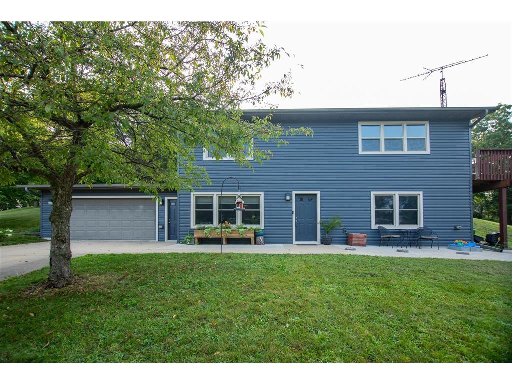 342 E 2nd Street Saint Charles MN 55972 6573420 image1