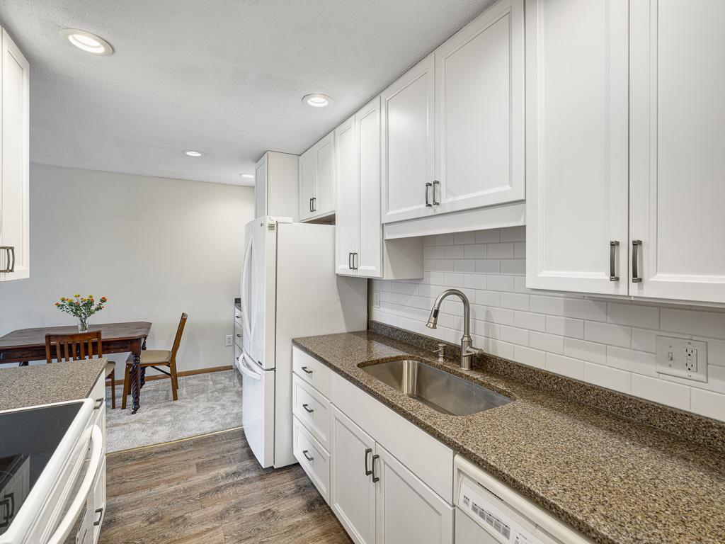 3421 Kent Street #614 Shoreview MN 55126 6795286 image1