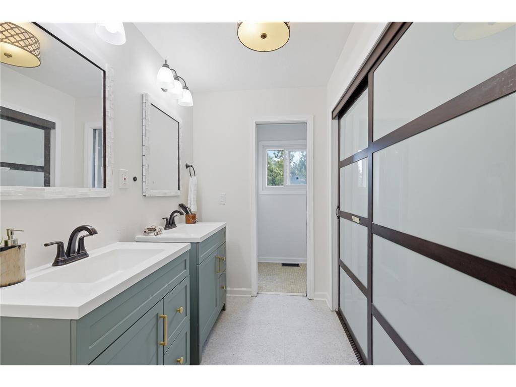 3422 Highlander Drive Eagan MN 55122 7092286 image23