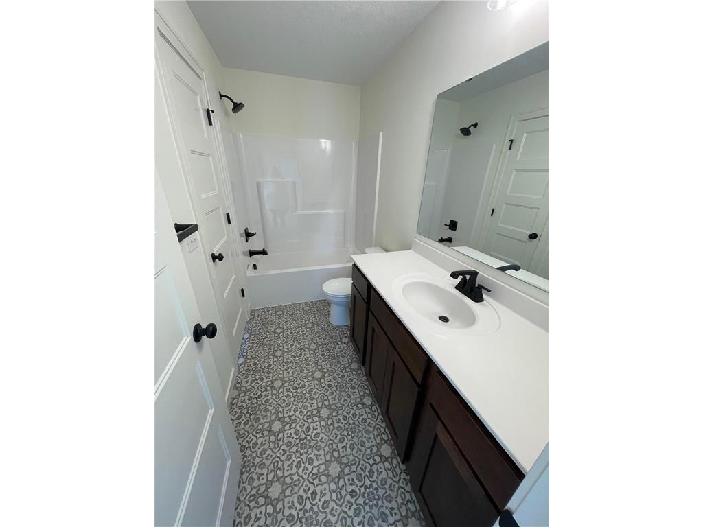 3423 Maple Drive S Cambridge MN 55008 7082839 image10