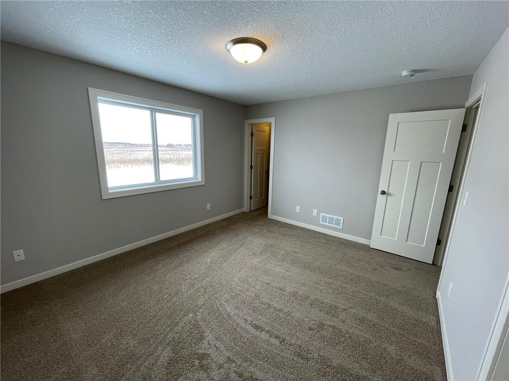 3423 Maple Drive S Cambridge MN 55008 7082839 image11
