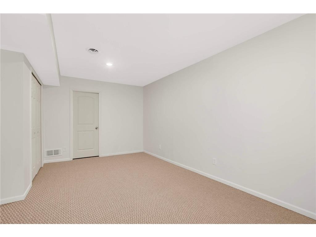 3424 Eagan Oaks Court Eagan MN 55123 6817782 image23