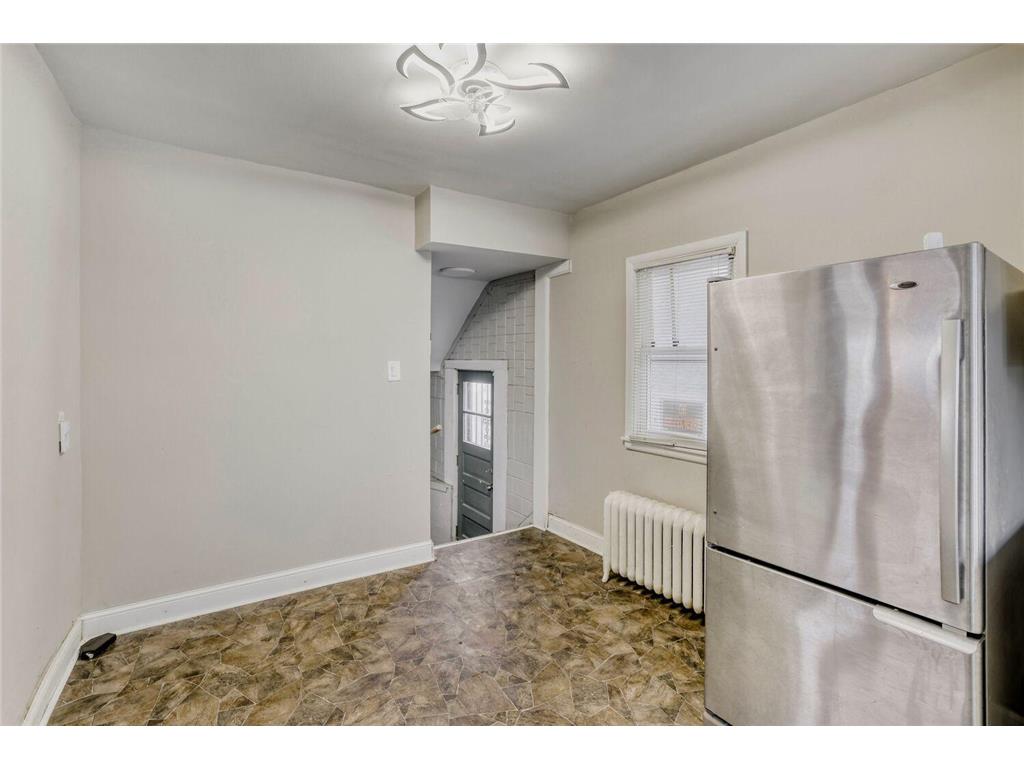 3424 Humboldt Avenue N Minneapolis MN 55412 7043459 image15