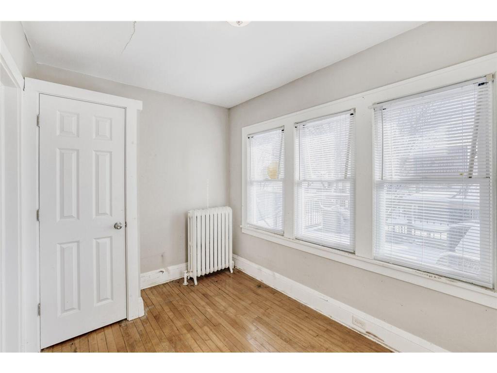 3424 Humboldt Avenue N Minneapolis MN 55412 7043459 image16