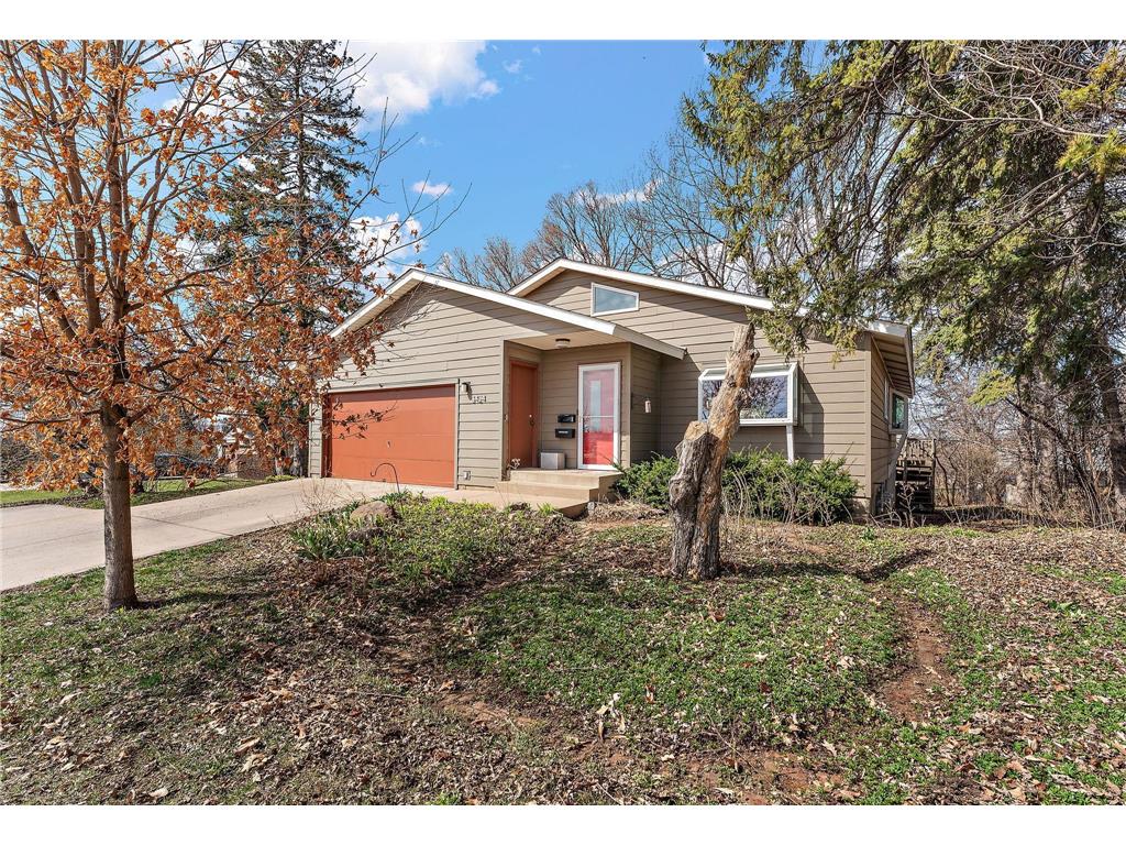 3424 Silver Lake Road NE Saint Anthony MN 55418 6499752 image1