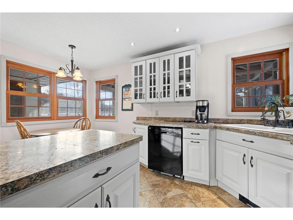 34240 Park Trail Chisago Lake Twp MN 55012 7028937 image19