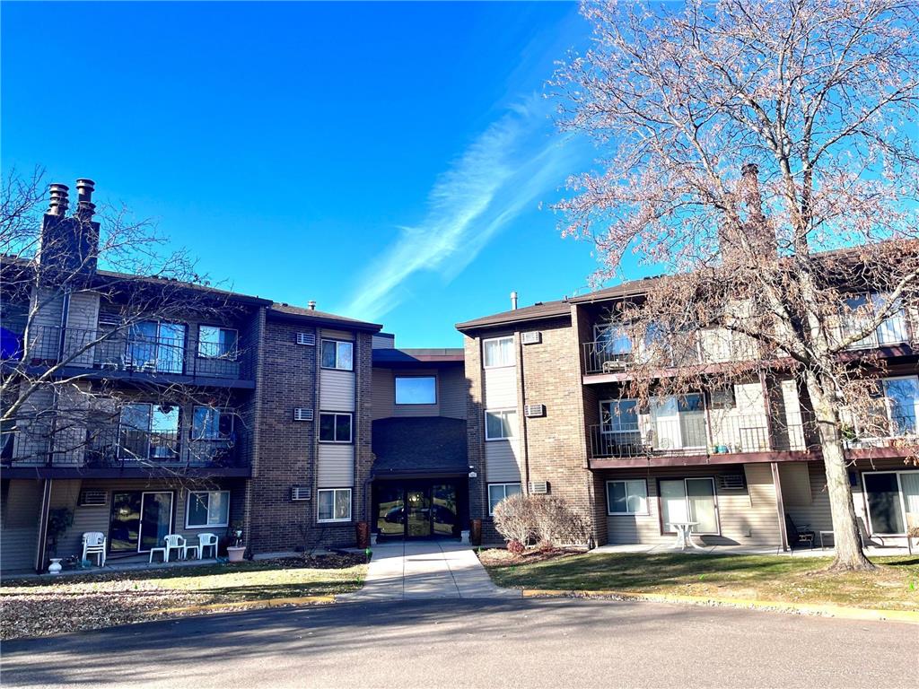 3425 Golfview Drive #214 Eagan MN 55123 6464729 image1