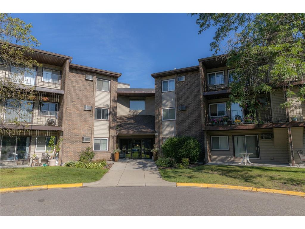 3425 Golfview Drive #317 Eagan MN 55123 6587657 image1