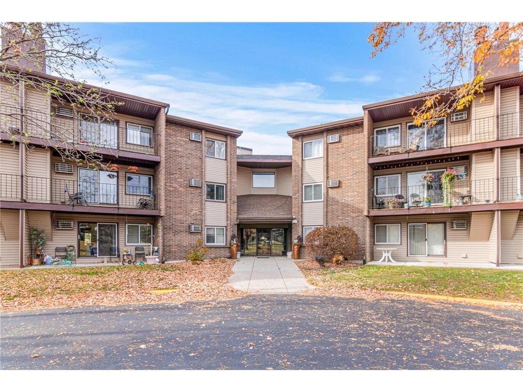 3425 Golfview Drive #318 Eagan MN 55123 6628406 image1