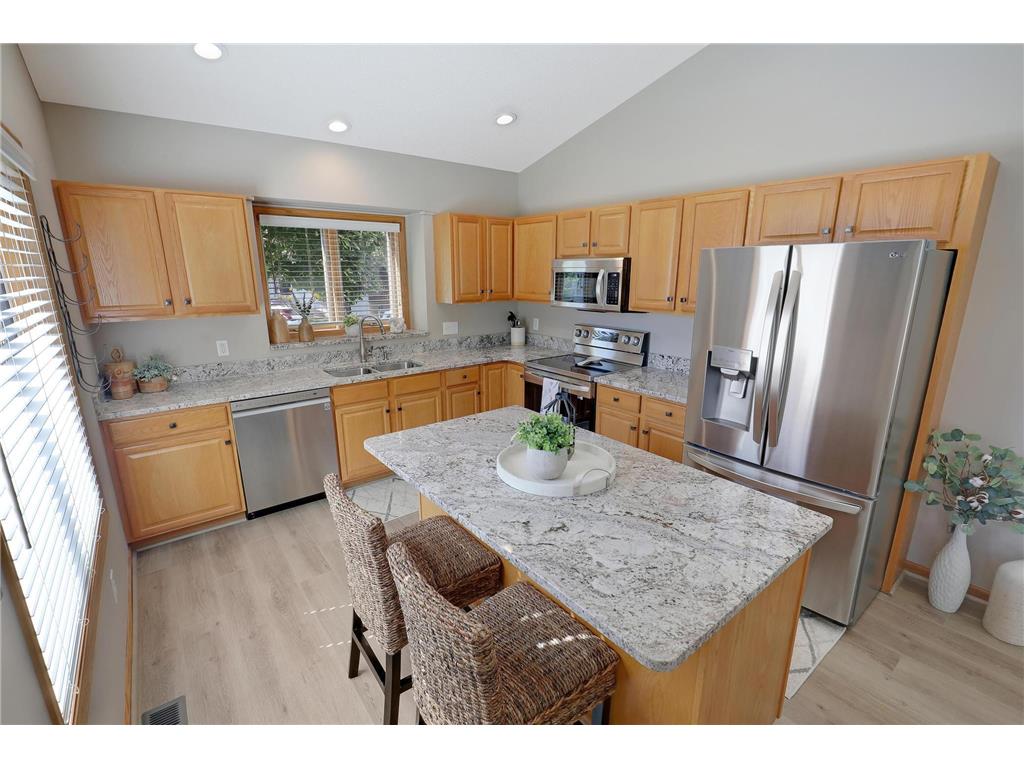 3426 Eagan Oaks Court Eagan MN 55123 6605058 image1