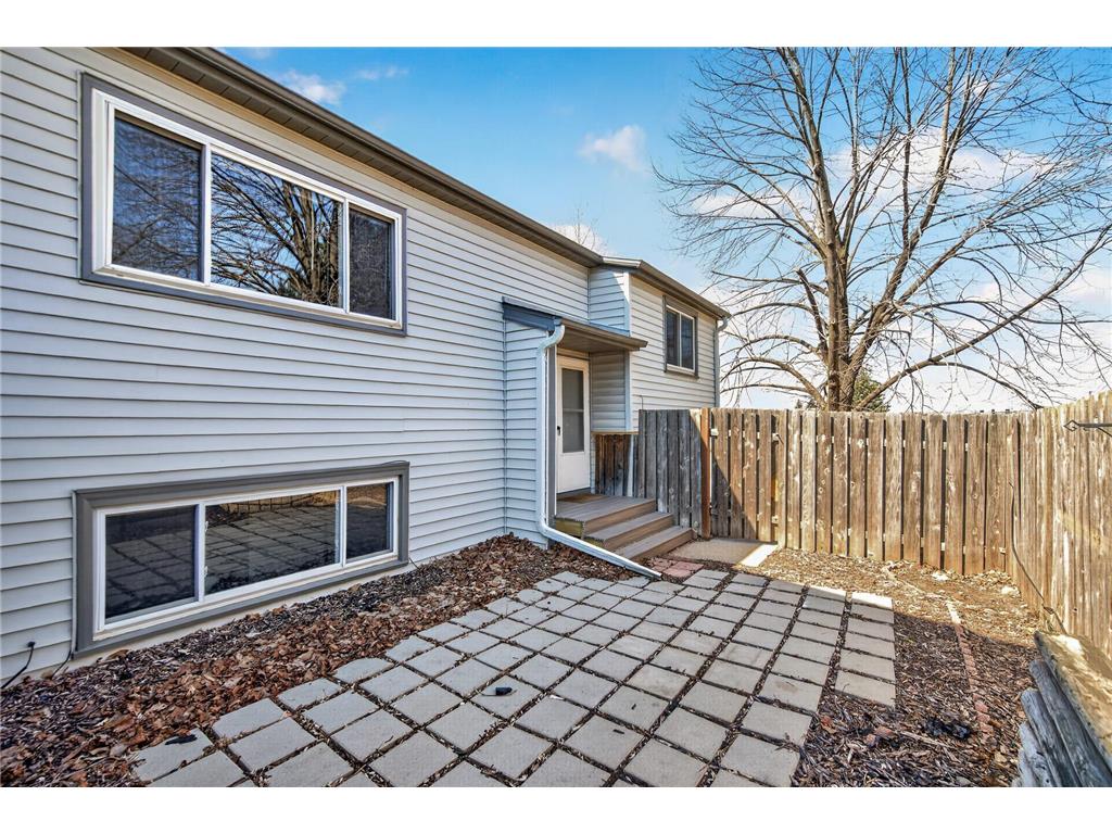 3426 Highlander Drive Eagan MN 55122 7019151 image2