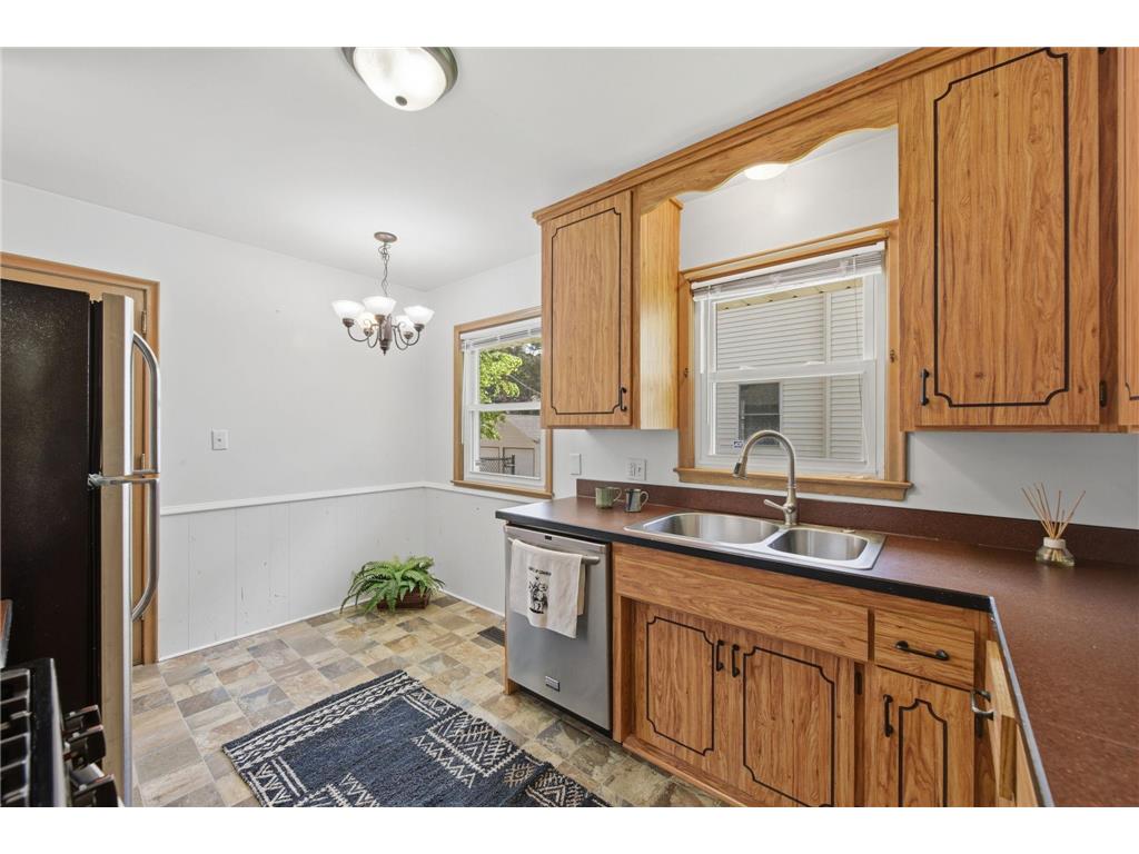 3426 Zenith Avenue N Robbinsdale MN 55422 7097641 image10