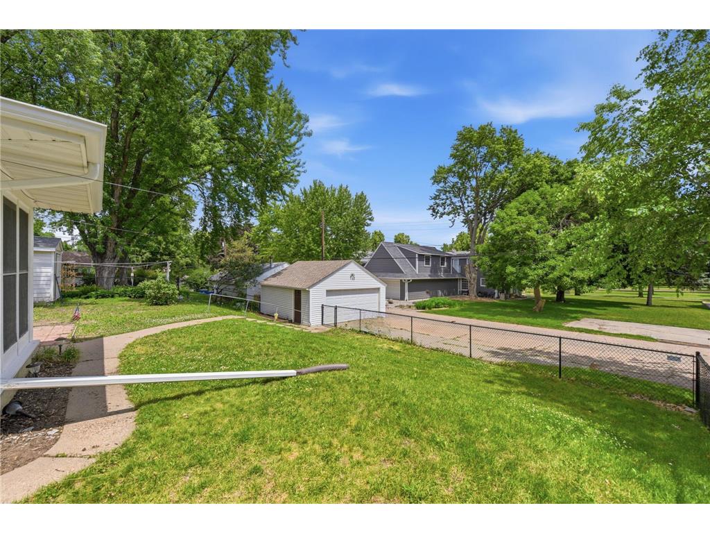 3426 Zenith Avenue N Robbinsdale MN 55422 7097641 image32